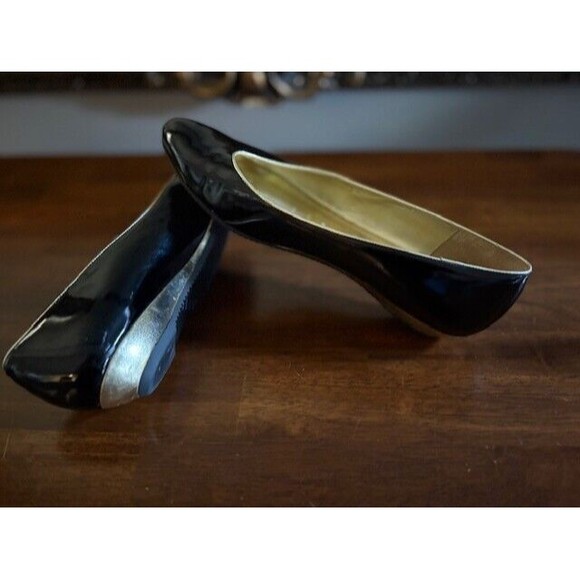 Bally Women's Patent Flats Black  Gold  SZ 9 N Luxury - Picture 2 of 16